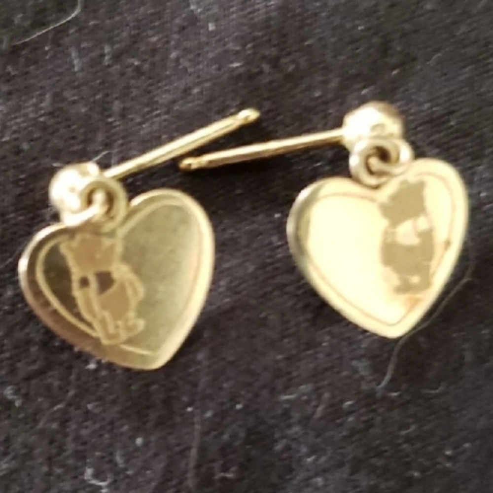 Winnie The Poo 14 kt Gold Earrings.